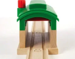 Brio Lokschuppen mit Rolltor 33574