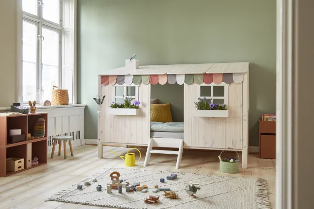 FLEXA Classic Einzelbett mit ganzem Baumhaus Aufsatz und Leiter weiß lasiert/weiß