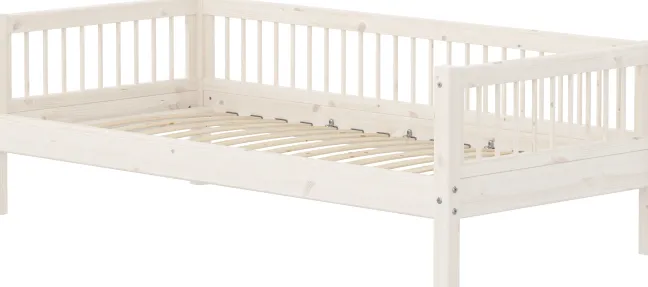 FLEXA Classic Einzelbett 90x200 cm mit Streben Absturzsicherung weiß lasiert