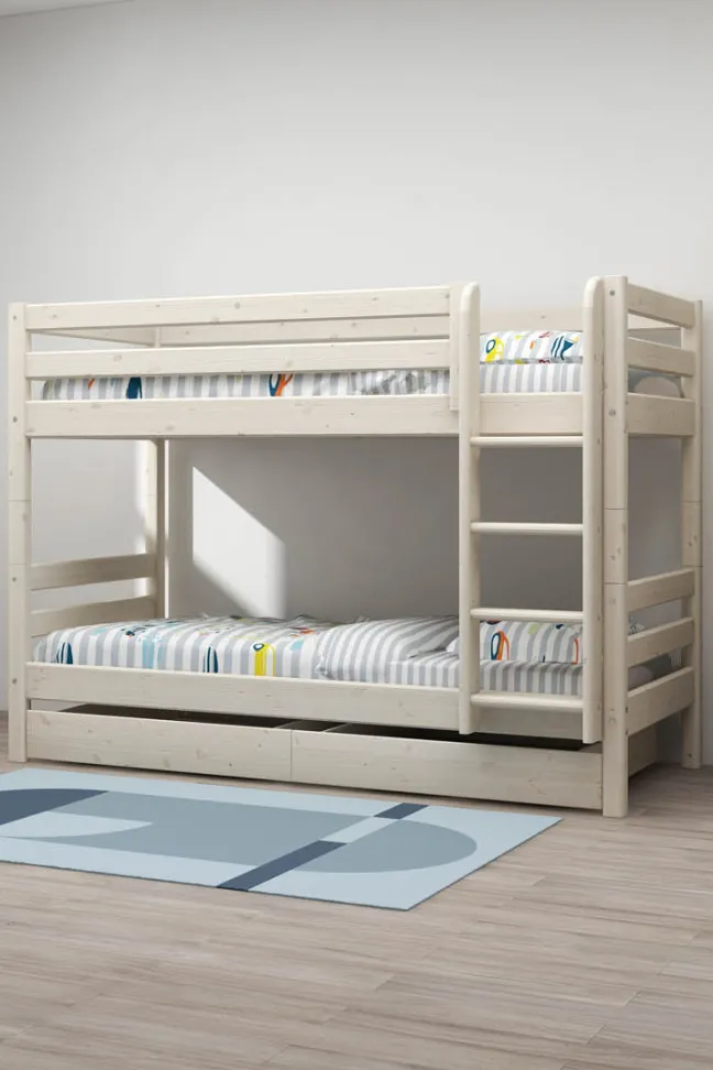 FLEXA Classic Etagenbett mit senk, Leiter und 2 Schubladen weiß lasiert