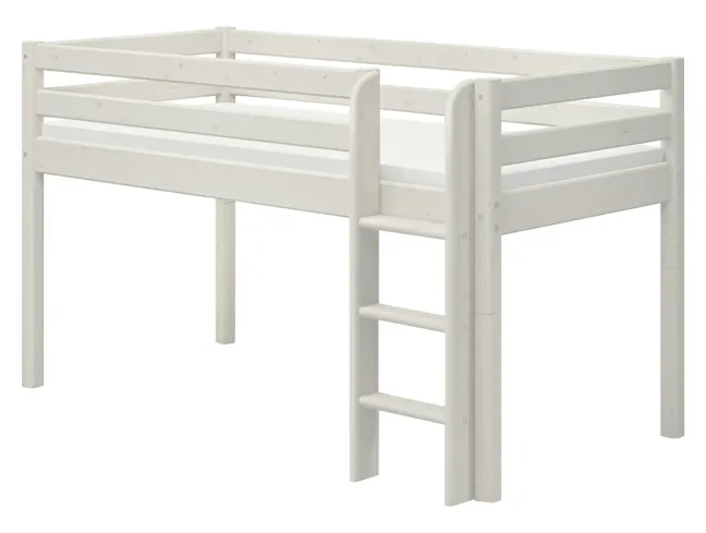 FLEXA Classic Halbhohes Bett mit senkrechter Leiter weiß lasiert