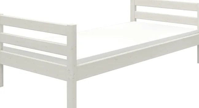 FLEXA Classic Hochbett mit senkrechter Leiter weiß lasiert