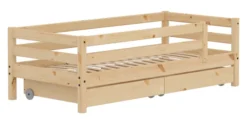 FLEXA RAW Classic Einzelbett 90x200 cm mit 3/4 Absturzsicherung und Schubladen natur