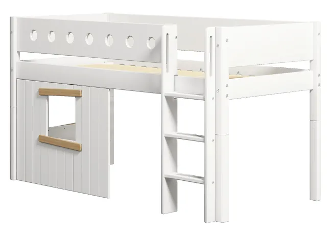 FLEXA White halbhohes Bett mit senkrechter Leiter und Baumhaus Panelen weiß/Eiche