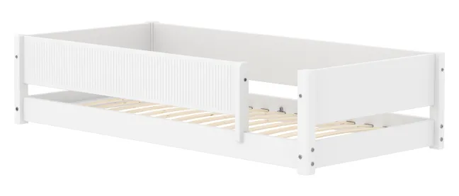 FLEXA White Montessori Bett 90x200cm mit 3/4 Rillen Abturzsicherung weiß