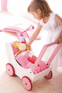 Haba Puppenwagen Herzen 950
