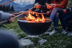 Höfats BOWL 57 Feuerschale mit Sternfuß