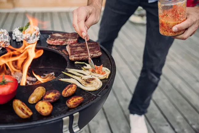 Höfats BOWL 57 Plancha-Grillset hoch