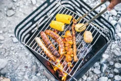 Höfats CUBE Feuerkorb schwarz inkl. CUBE Grillrost und Grillzange