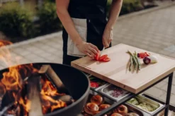 Höfats FIRE KITCHEN Outdoorküche mit BOWL 57 Plancha-Grillset tief