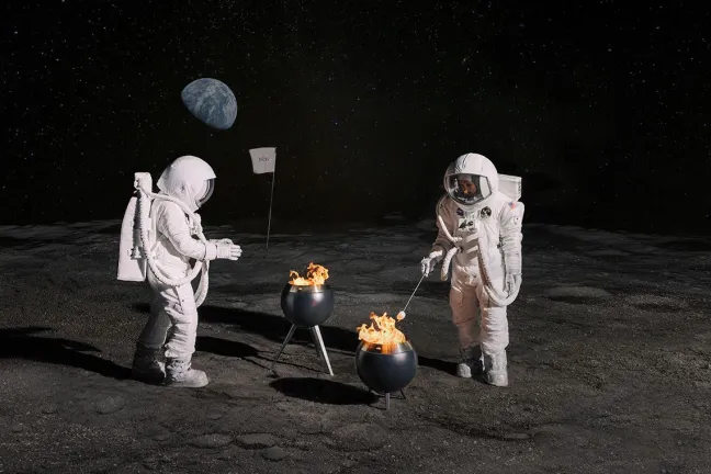 Höfats MOON 45 Feuerschale mit niedrigem Fuß