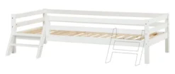 Hoppekids ECO Dream Bett 90x200cm mit 3/4 Absturzsicherung und Leiter weiß