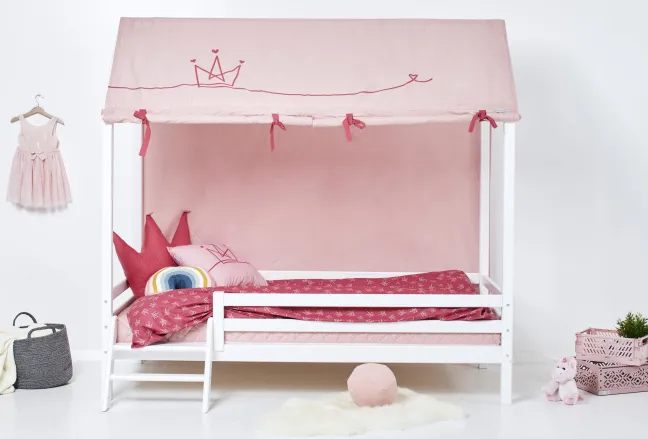 Hoppekids ECO Dream Hausbett 90x200cm mit 3/4 Absturzs. und kleiner Leiter weiß