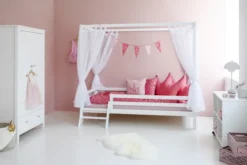 Hoppekids ECO Dream Himmelbett 90x200cm mit 3/4 Absturzs. und kleiner Leiter weiß