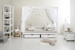 Hoppekids ECO Dream Himmelbett 90x200cm mit 3/4 Absturzs. und kleiner Leiter weiß
