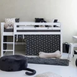 Hoppekids ECO Luxury Halbhochbett 90x200cm mit Rollrost und Schrägleiter weiß