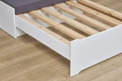 Hoppekids ECO Luxury Hochbett Mega 90x200cm mit Rollrost und gerader Leiter weiß