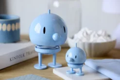 Hoptimist® Wackelfigur Bumble L blau 26034