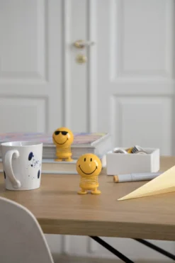 Hoptimist® Wackelfigur Smiley S gelb