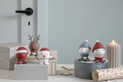 Hoptimist® Wackelfigur Soft Santa Bumble S rot