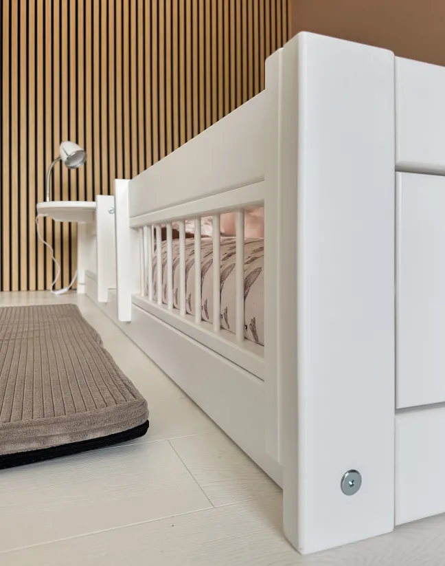 Lifetime Montessori Bett 90x200cm mit Premium Rollboden und Absturzsicherung weiß lackiert