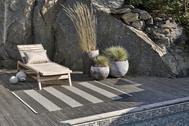Pappelina Teppich Bob Charcoal Linen 70 x 225 cm BO9A722
