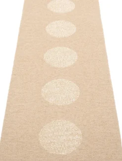Pappelina Teppich VERA 2.0 Bio Edition Beige/Beige Metallic 70 x 360 cm V26E736