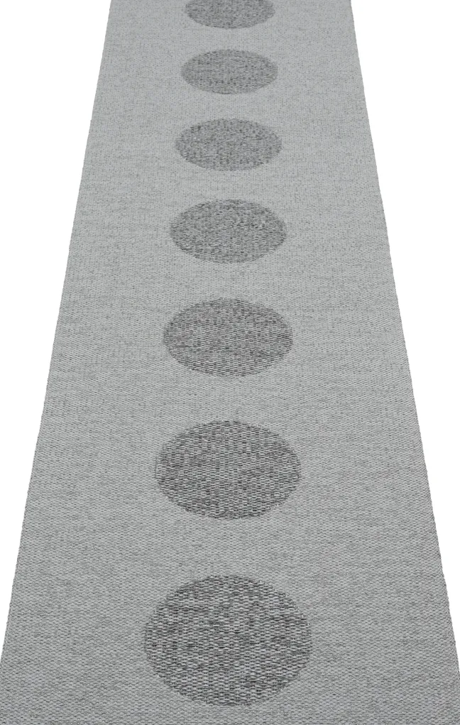 Pappelina Teppich VERA 2,0 Bio Edition Grey/Granit Metallic 70 x 280 cm V29728