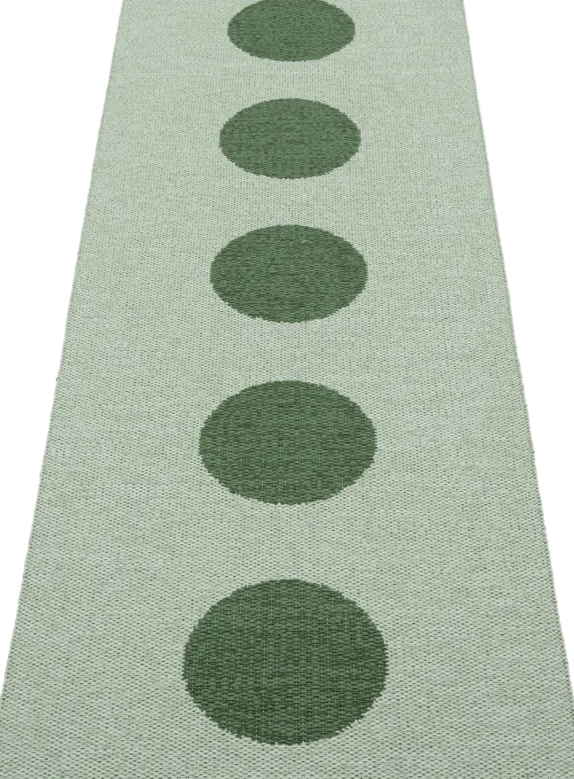 Pappelina Teppich VERA POP Leaf 70 x 200 cm VP1P720