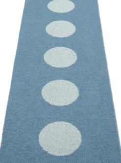 Pappelina Teppich VERA POP River Blue 70 x 200 cm VP3R720