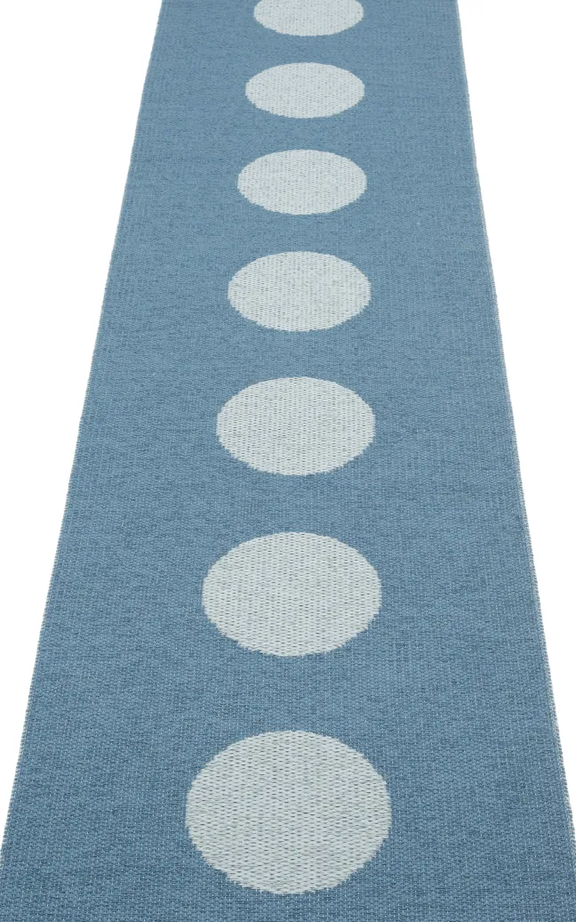 Pappelina Teppich VERA POP River Blue 70 x 280 cm VP3R728