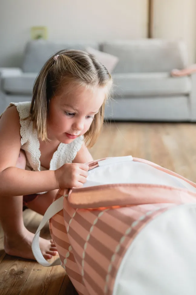 Play&Go Soo Spielmatte Ø140cm mit Stauraum Eimer fairyworld