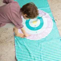 Quut Spieltuch M (140 x 70cm) Alphabet/ Bullseye Sale