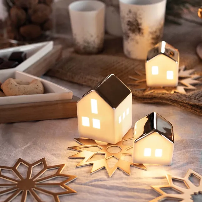 räder Mini LED Lichthaus mittel Porzellan weiß