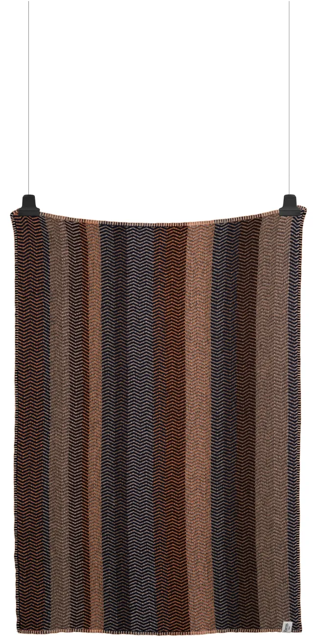 Roros Tweed FRI Lammwolldecke 150 x 200cm By the fire 3452