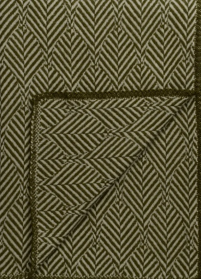 Roros Tweed Lammwolldecke 135x200cm Under a Tree grün 7053