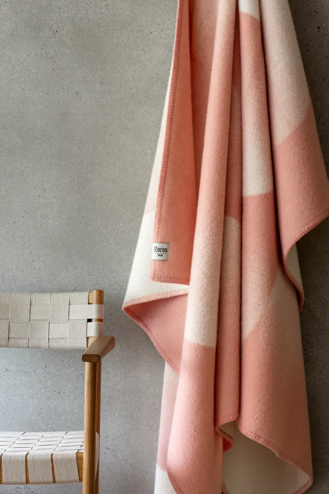 Roros Tweed MOON Lammwolldecke 135x200cm rosa 5903