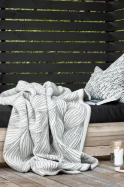 Roros Tweed NATURPLEDD Wolldecke 135 x 200cm weiß/grau 3051
