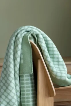 Roros Tweed PALETTE Lammwolldecke Sage 200x135cm 6252