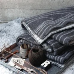 Roros Tweed SKOG Wolldecke 135 x 200cm grau/natur 4903