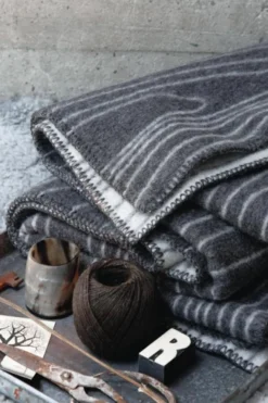 Roros Tweed SKOG Wolldecke 135 x 200cm grau/natur 4903