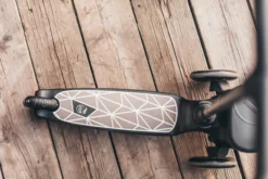 Scoot & Ride Highwaykick 2 Lifestyle Brown Lines