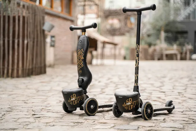 Scoot & Ride Highwaykick 2 Lifestyle schwarz/gold