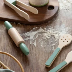 Sebra Spielküche Küchenutensilien-Set aus Holz