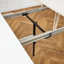 Skovby Esstisch 112 ausziehbar Eiche weiß geölt / Nanolaminat schwarz