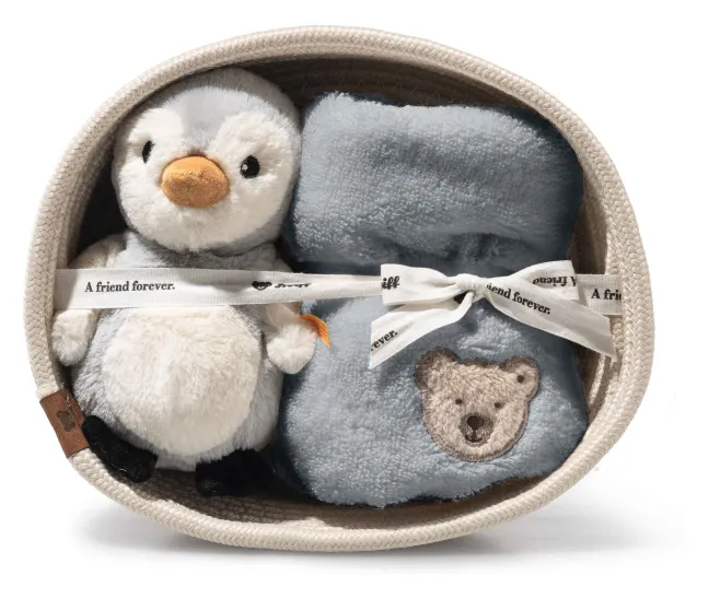 Steiff Geschenkset Lio Pinguin mit Rassel und Latz im Korb