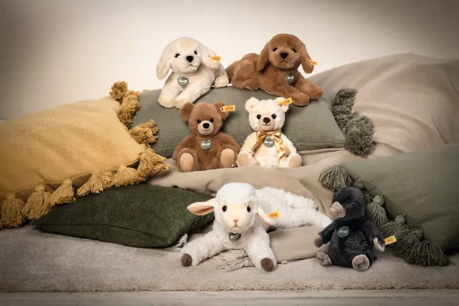 Steiff Teddies for tomorrow Lenny Labrador 23cm