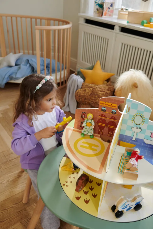 Stokke® MuTable™ V2 Tisch mit Stuhl Clover Green