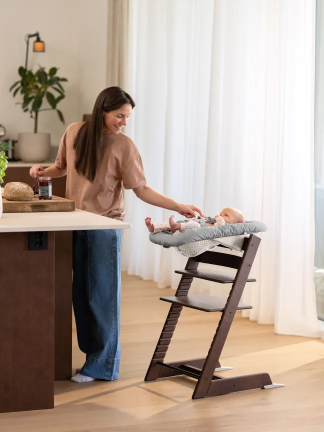 STOKKE® Tripp Trapp® Aktions-Set Eiche Warm braun inkl. Newbornset