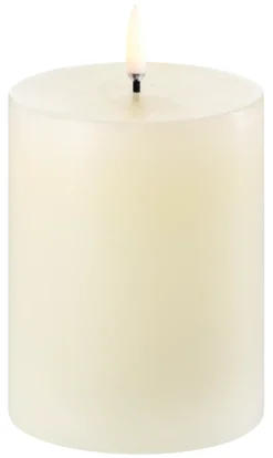 UYUNI LED Kerze Smooth 7,8x10 cm Ivory